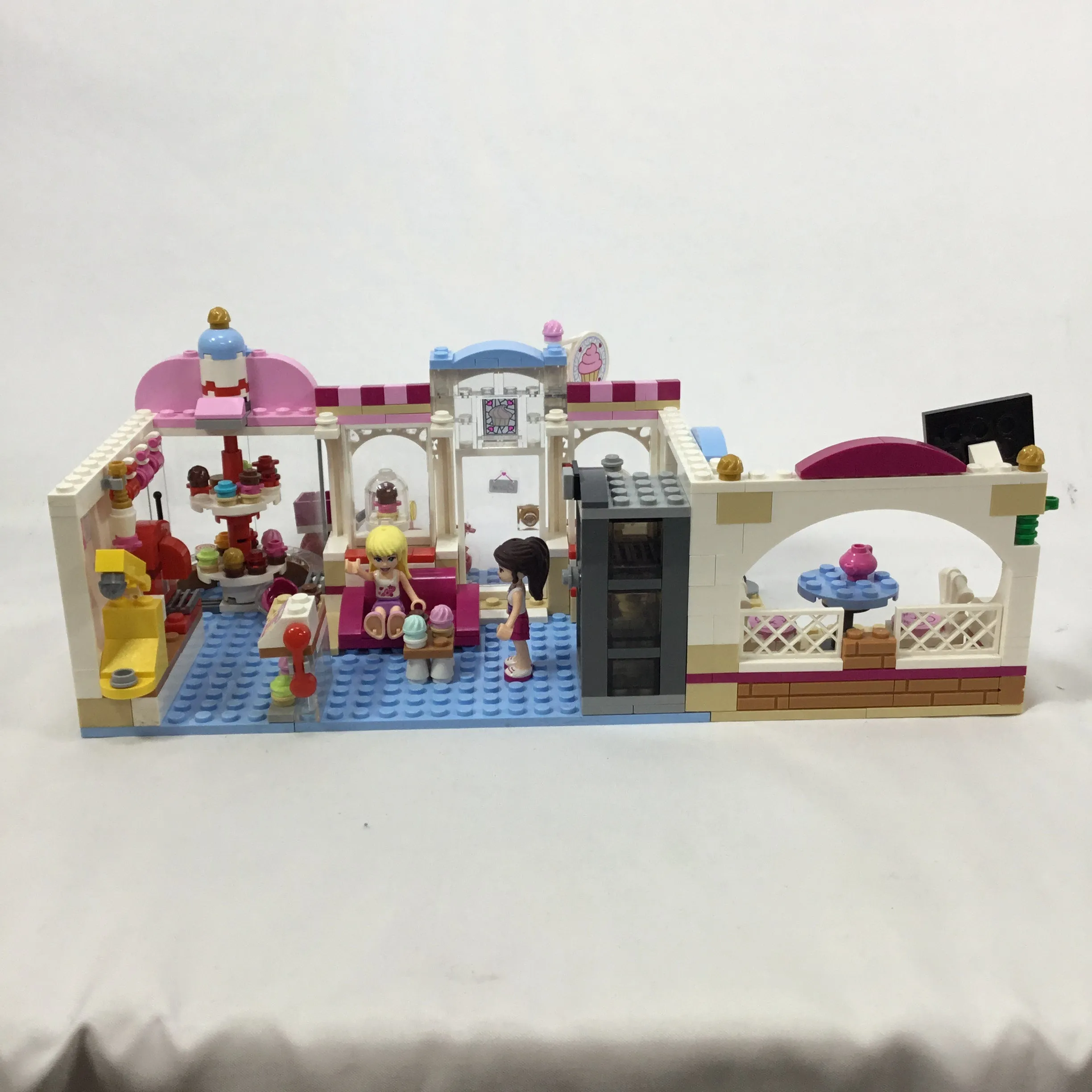 41119 Heartlake Cupcake Cafe (Pre-Owned)