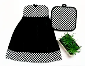 Black & White Plaid Hanging Kitchen Towel w/ Pot Holder Set