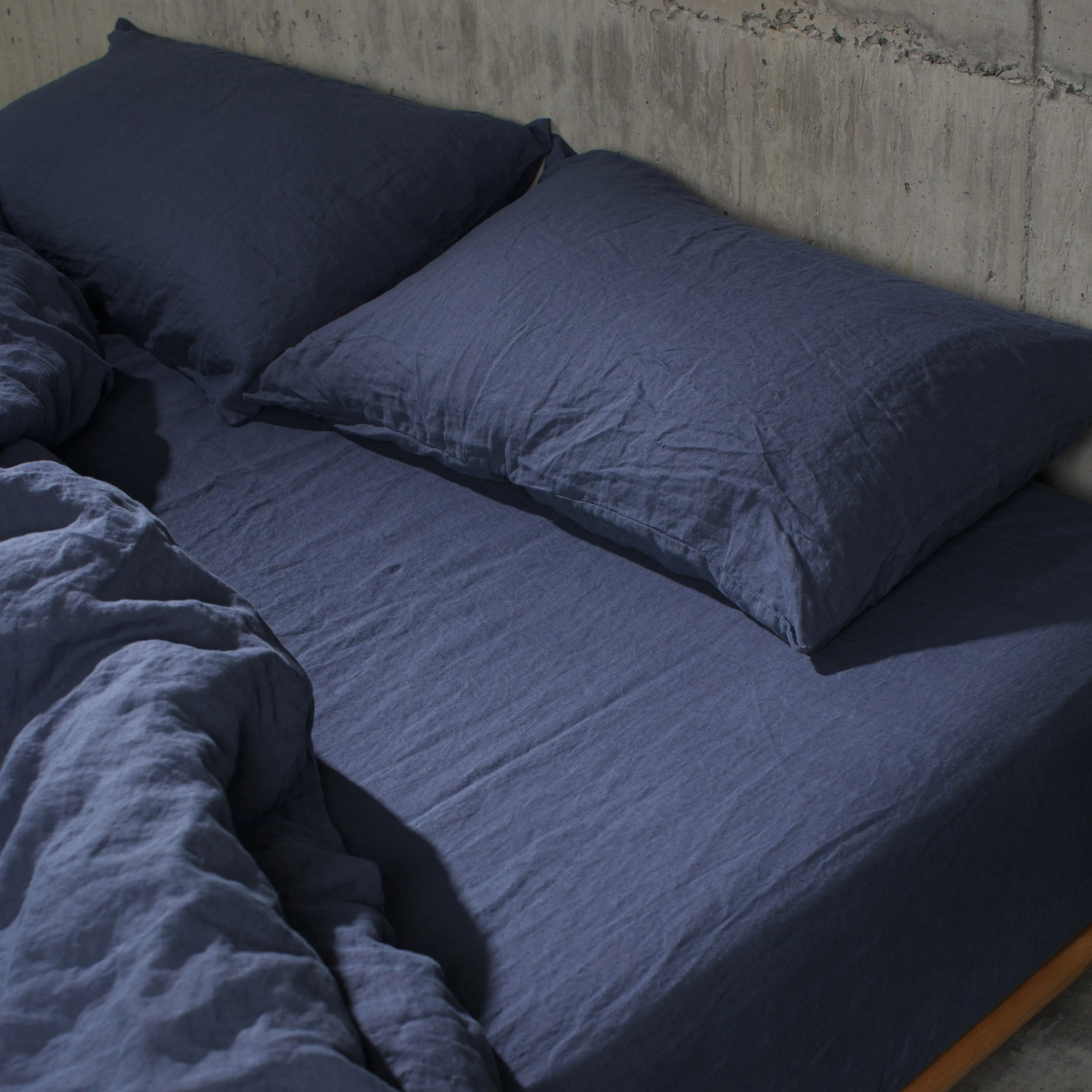 Breeze Linen Pillowcase Pair - Midnight Blue