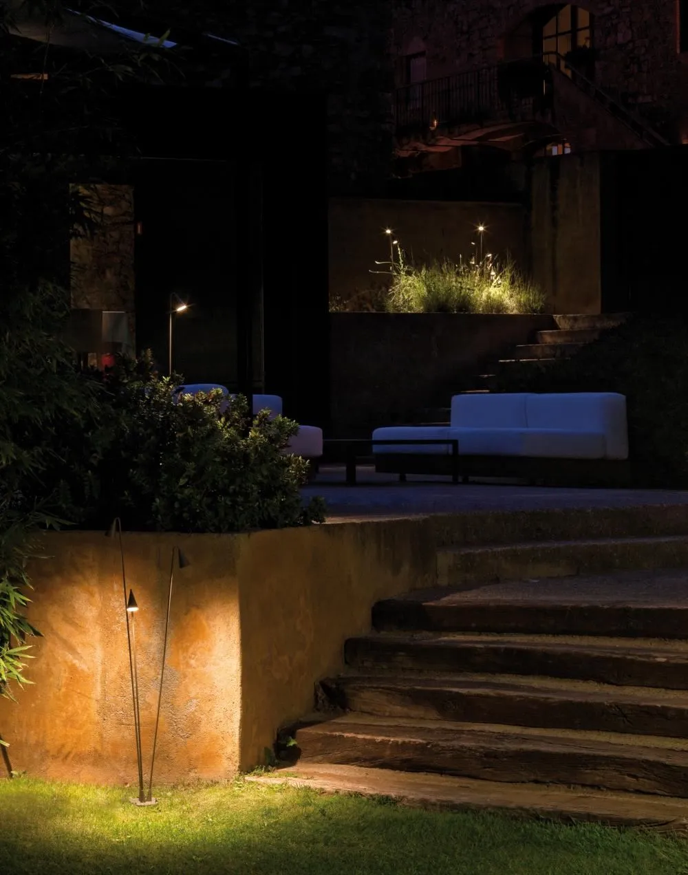 Brisa outdoor floor light