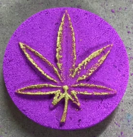 Cannabis Leaf - DB Bath Bomb Moulds