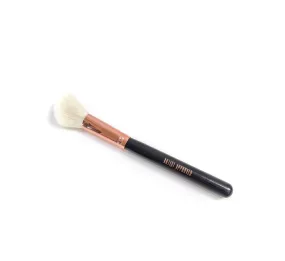 Cheek brush