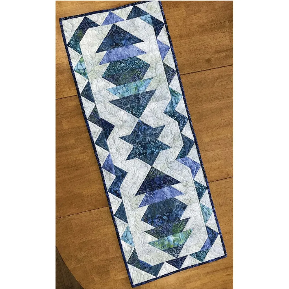 Cut Loose Press Lanterns Table Runner Pattern