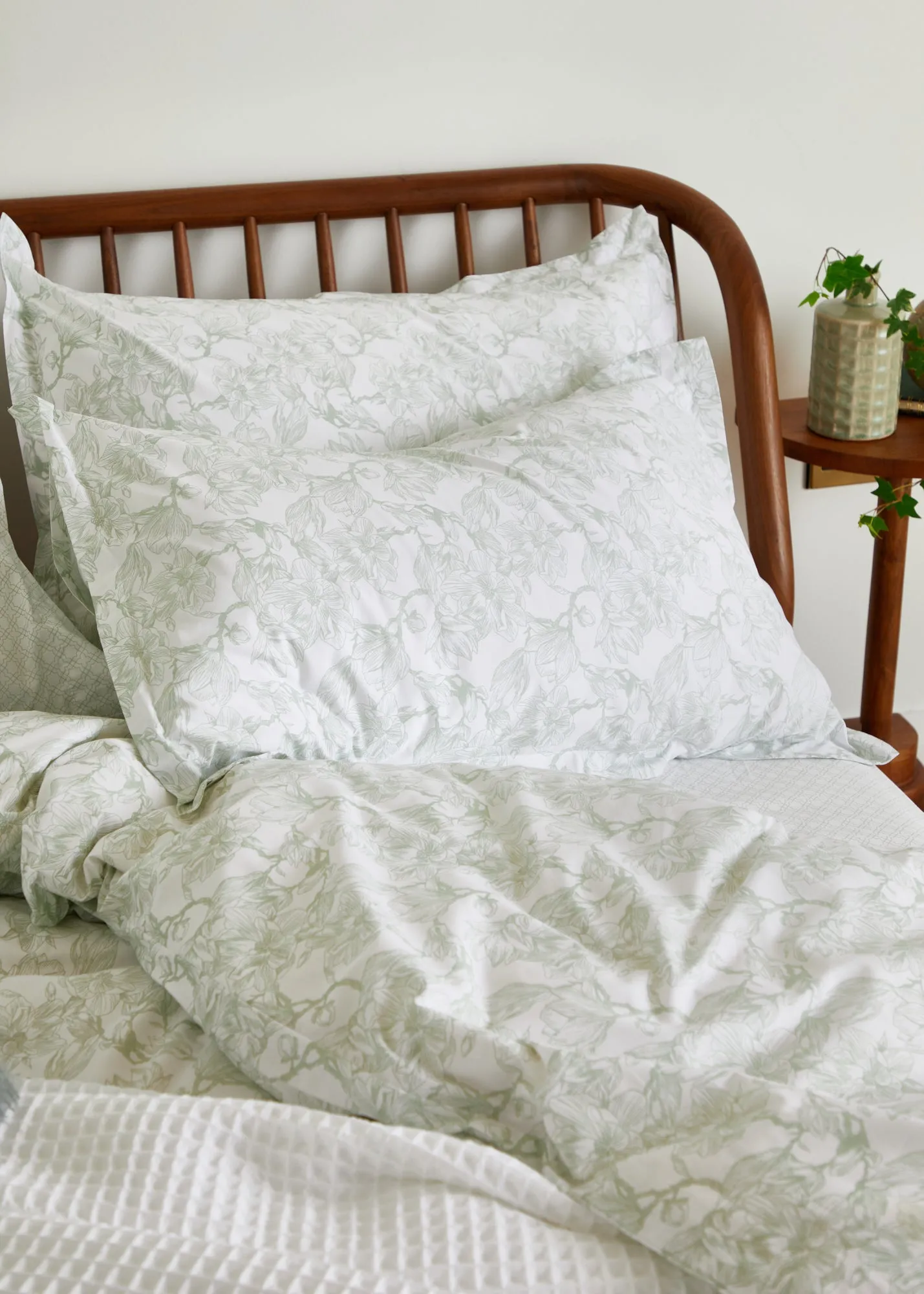 Foxford Sage Magnolia Oxford Pillowcase