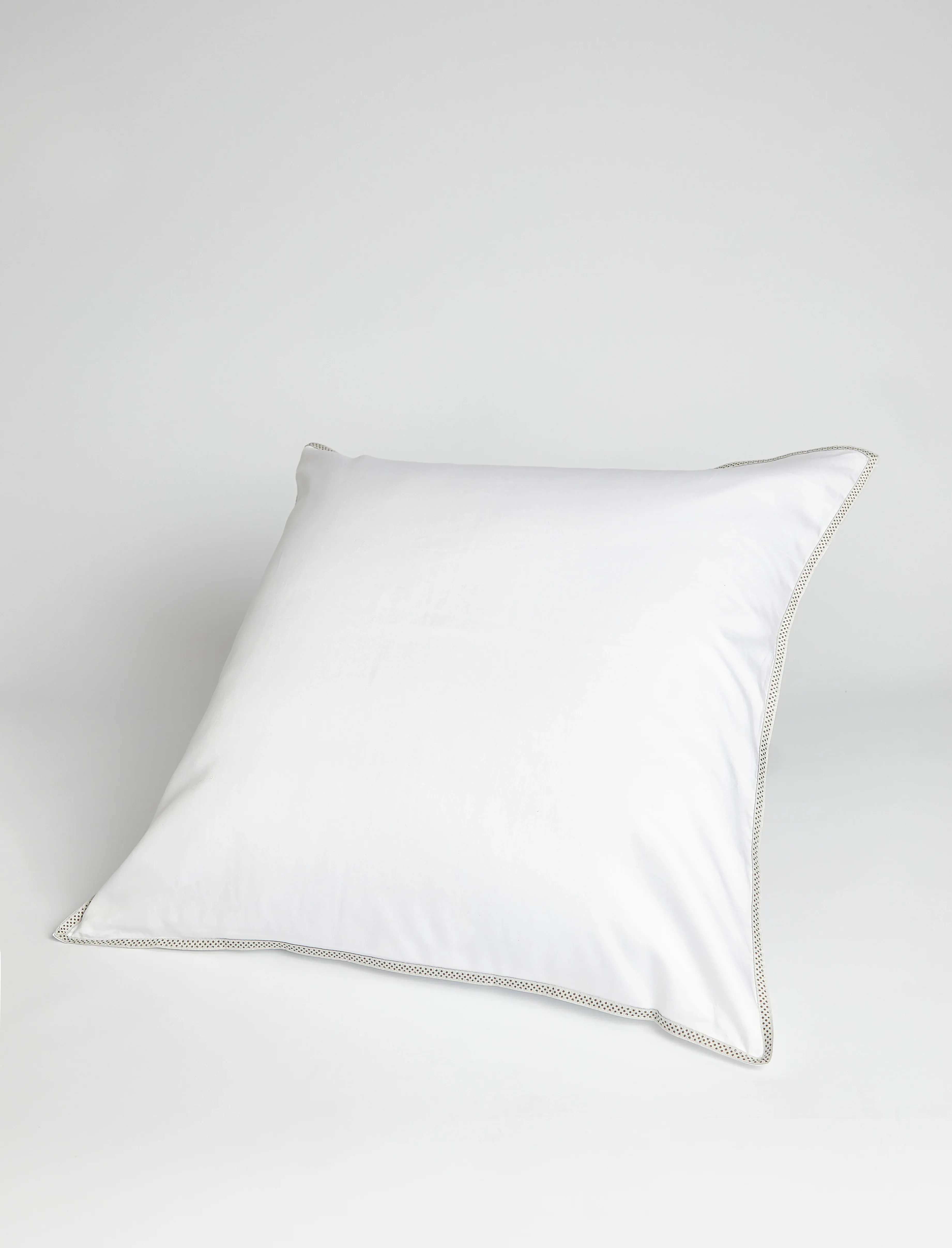 Foxford Trim Square Pillowcase