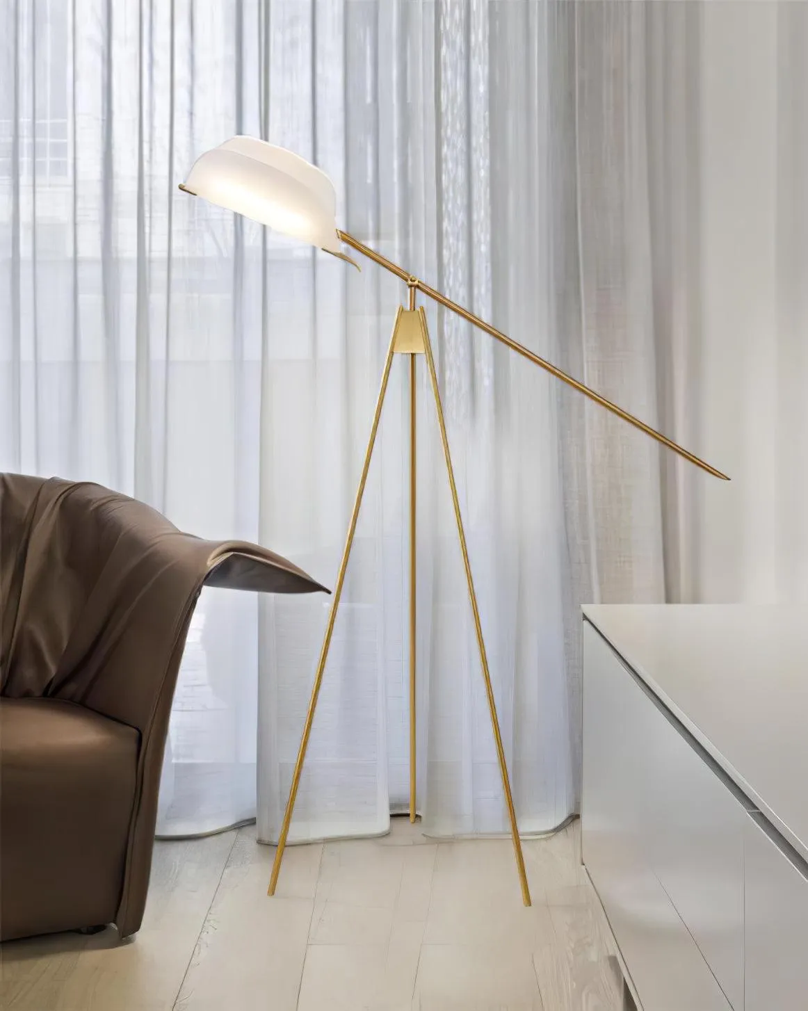 Heart Wing Tripod Floor Lamp