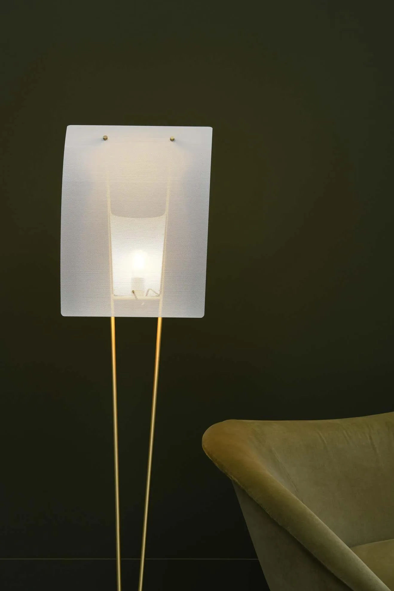 Kite Floor Lamp