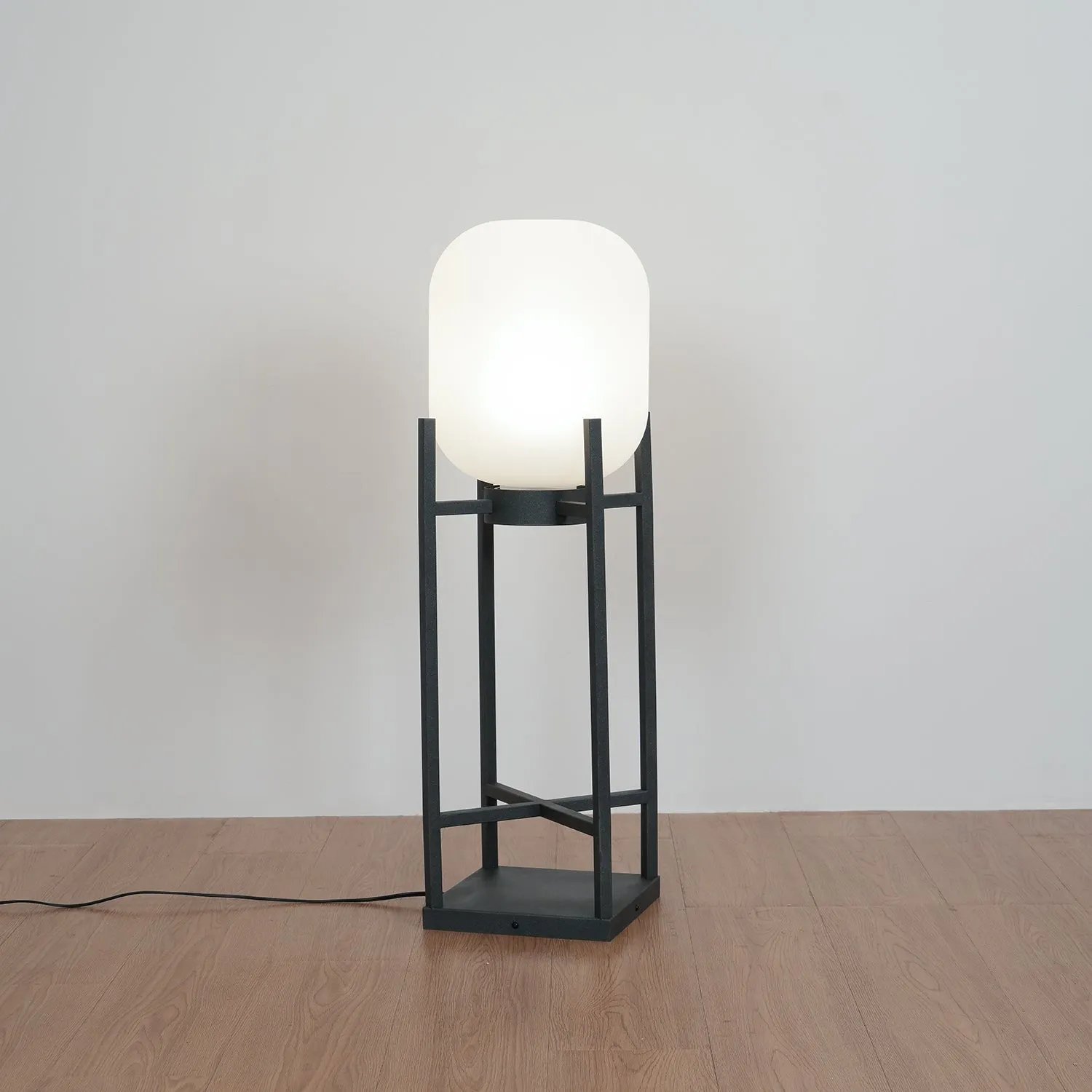 Lantern Floor Light