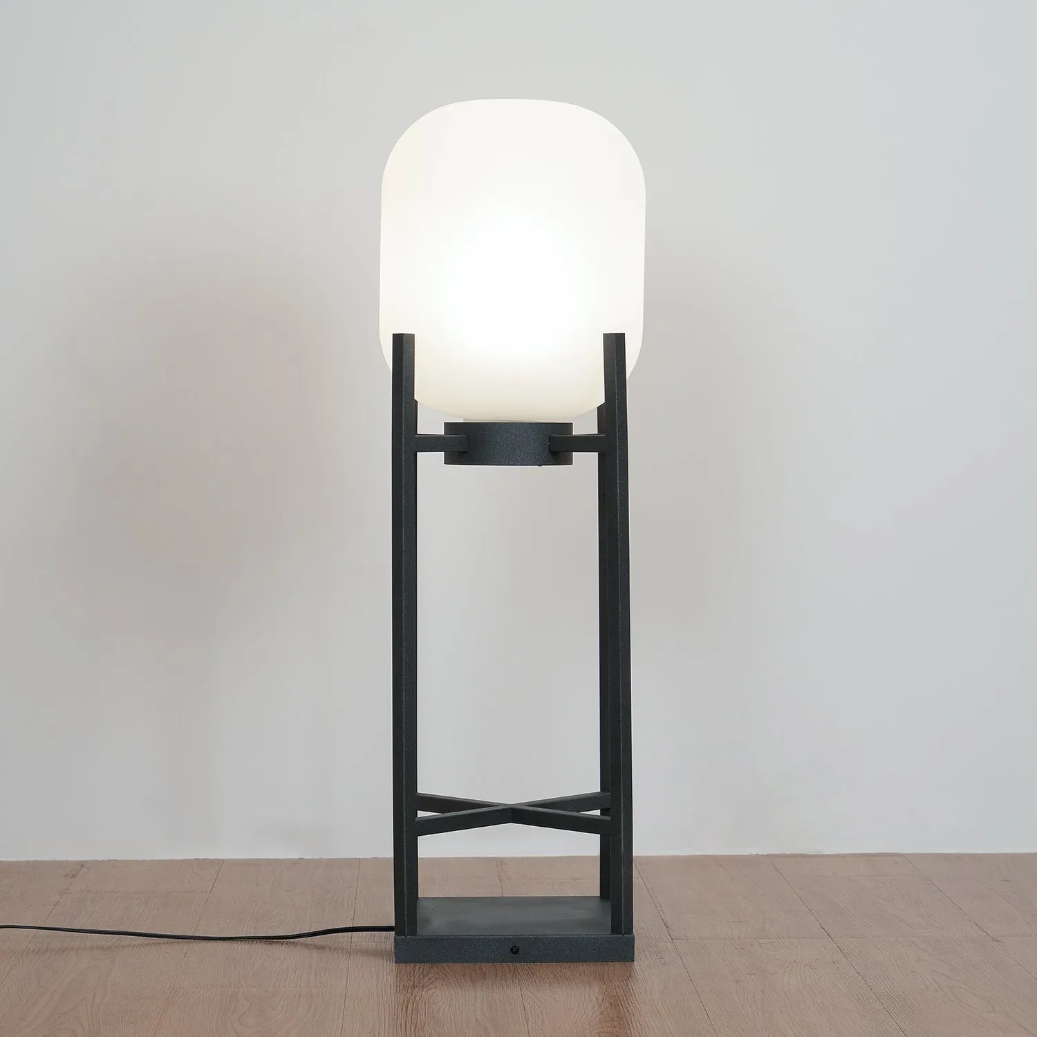 Lantern Floor Light