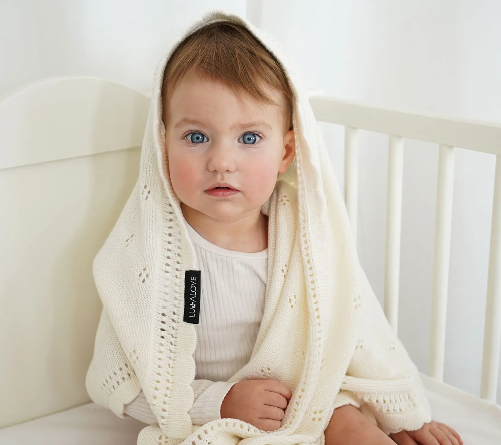 Lullalove Cellular Bamboo Baby Blanket - Daisy