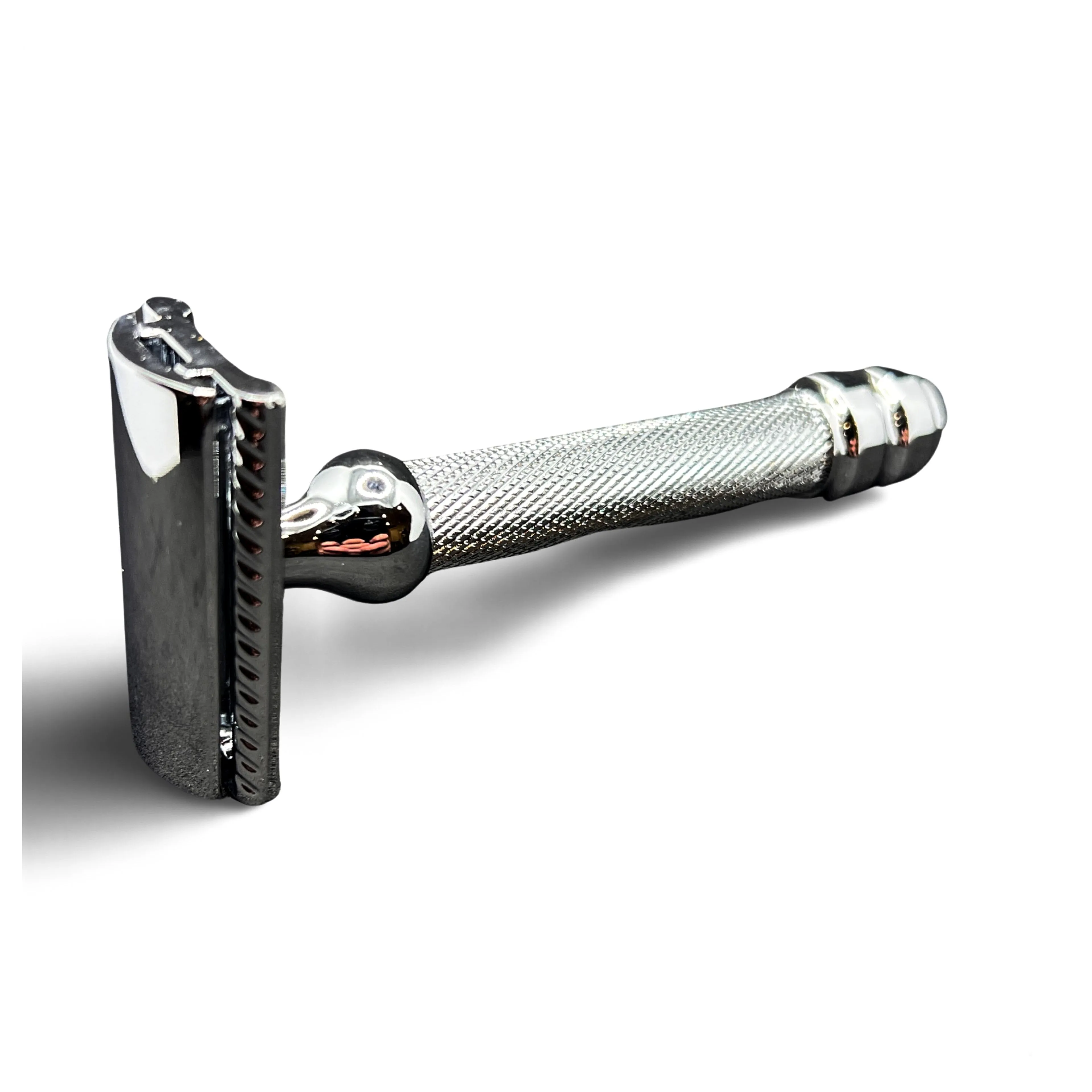 Mace Safety Razor (MM-03) - by Murphy and McNeil