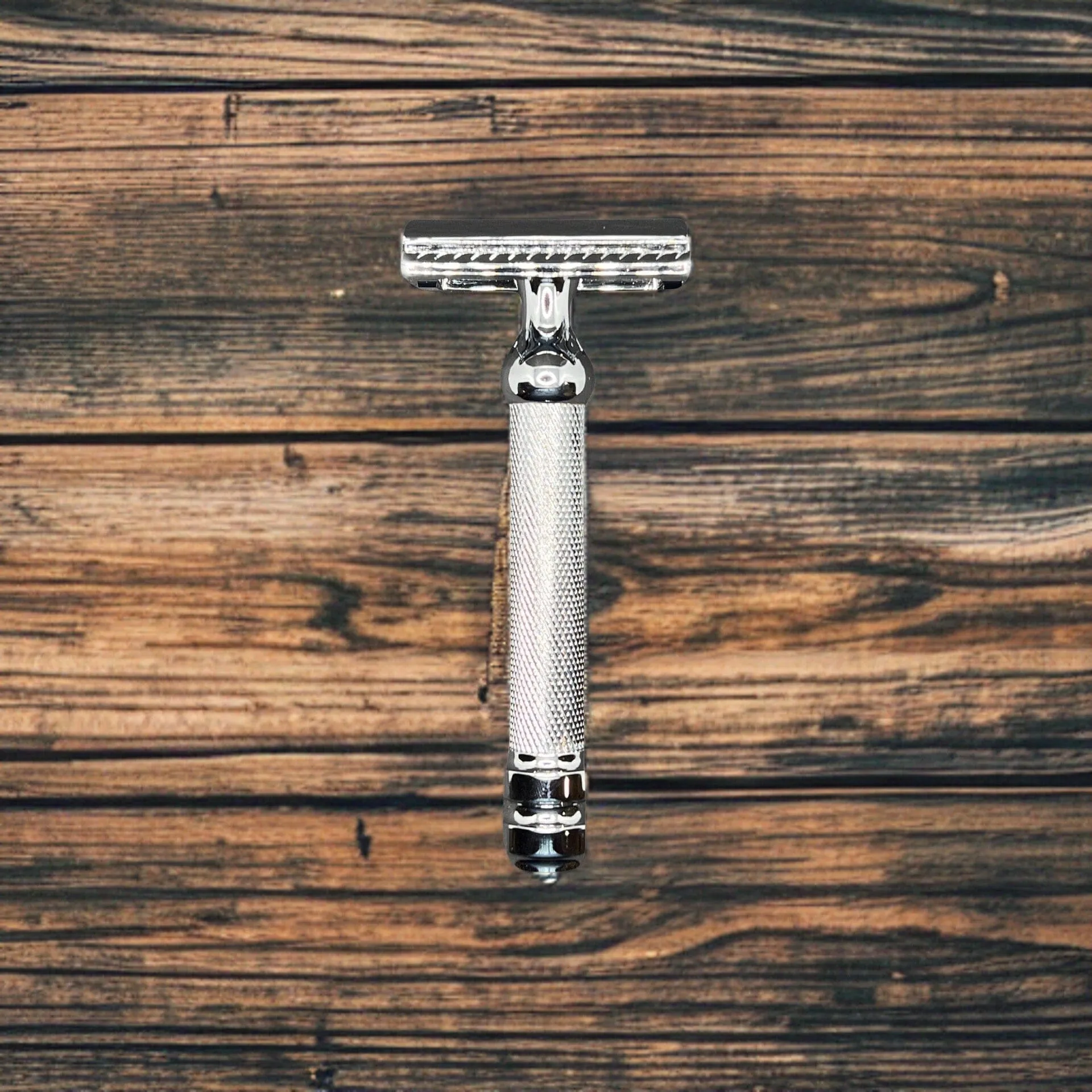 Mace Safety Razor (MM-03) - by Murphy and McNeil