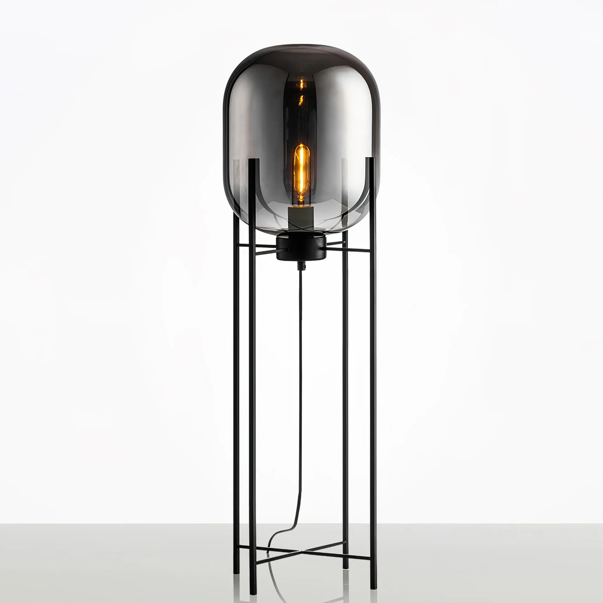 Oda Floor lamp