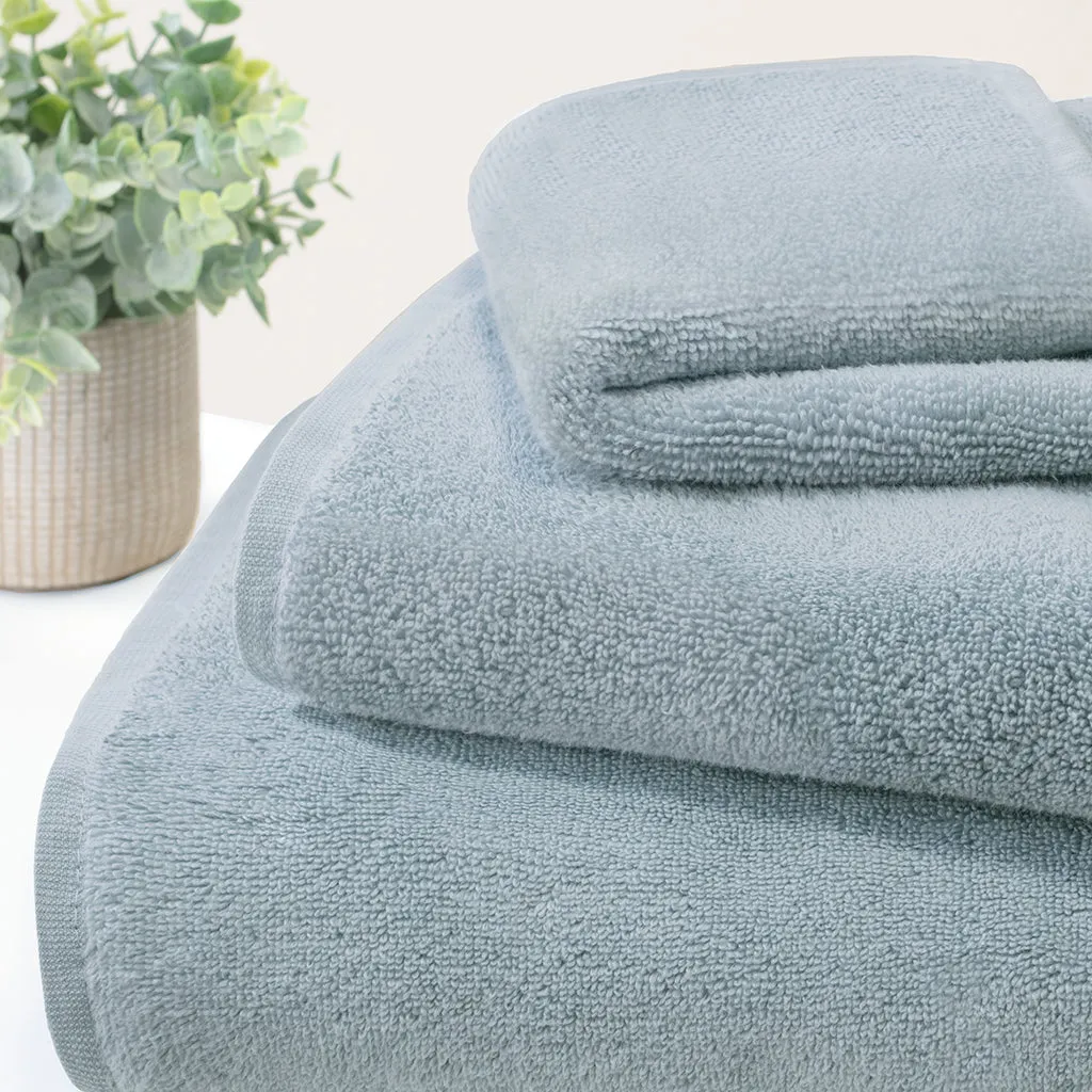 Plush Coastal Blue Towel Resort Bundle (4 Wash   4 Hand   4 Bath Towels   2 Bath Sheets)