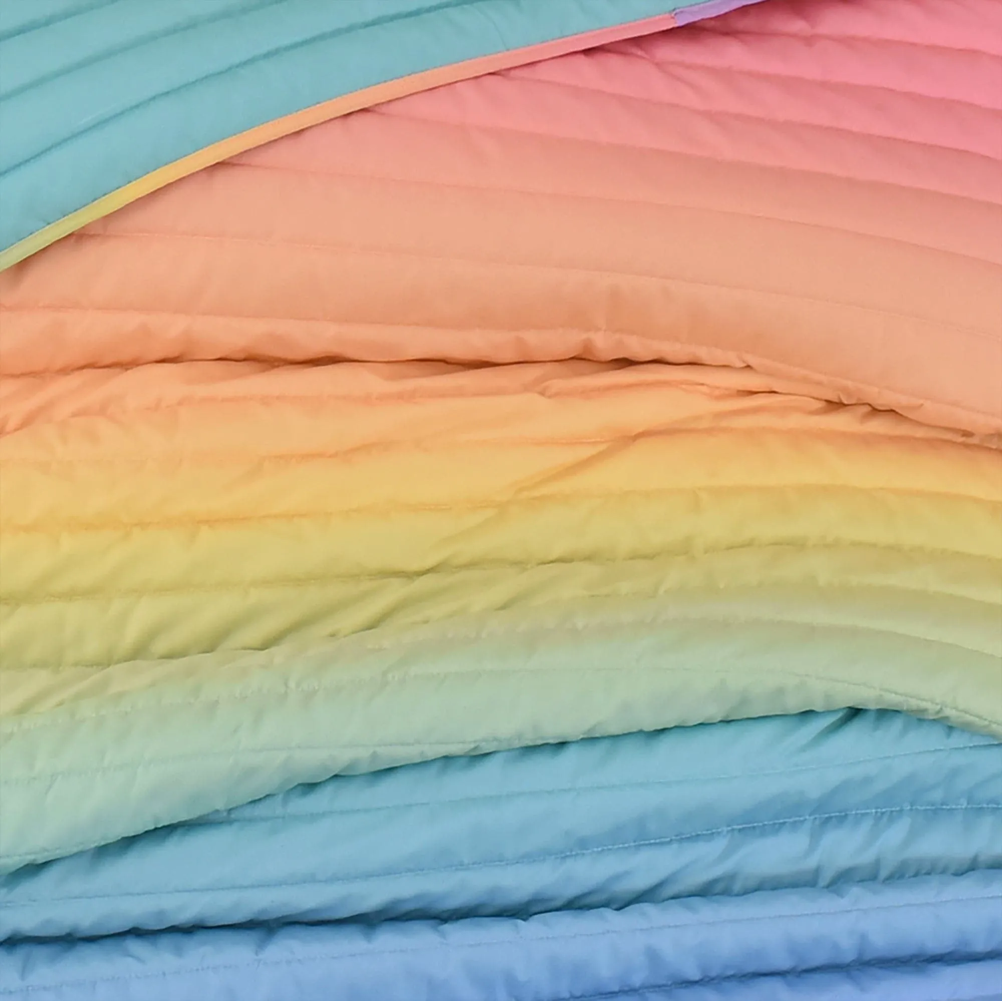 Rainbow Ombre Quilt Set