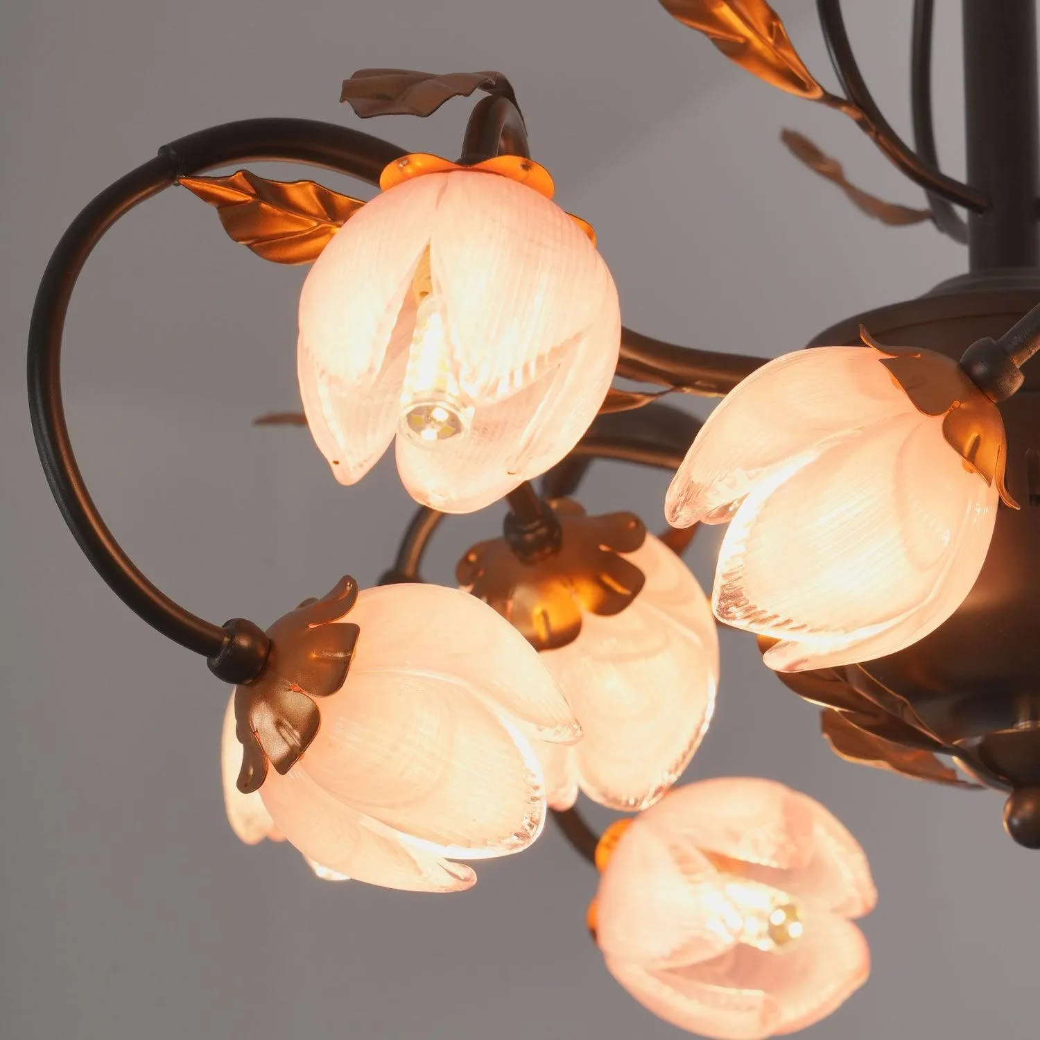 Romantic Giulia Chandelier