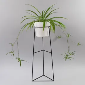 Skaha 28" Floor Planter