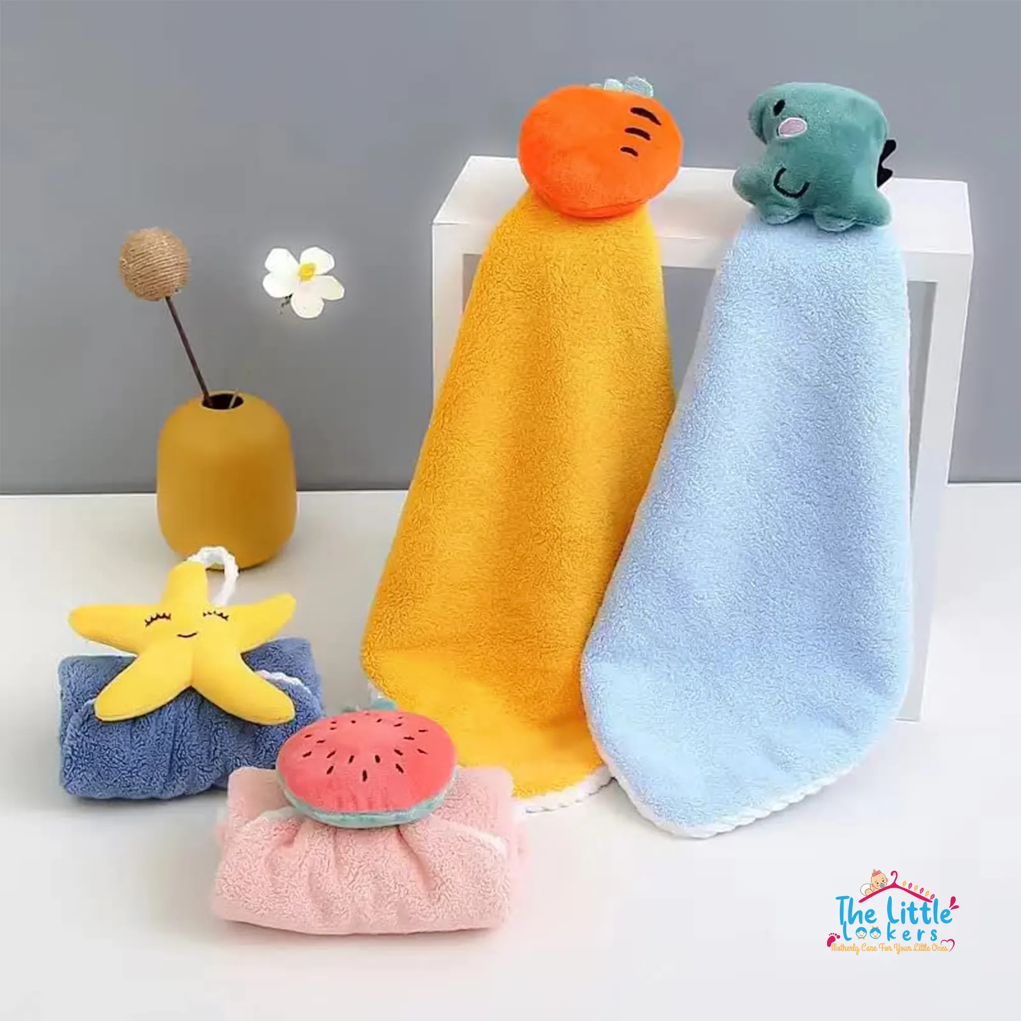 The Little Lookers Cute Microfiber Baby Washcloth for Newborns I Kids Hand Towel I Quick Dry I Super Absorbent, Super Soft Attached Soft Toy Washclothes for Infants, Babies, Toddlers (Pack of 4)